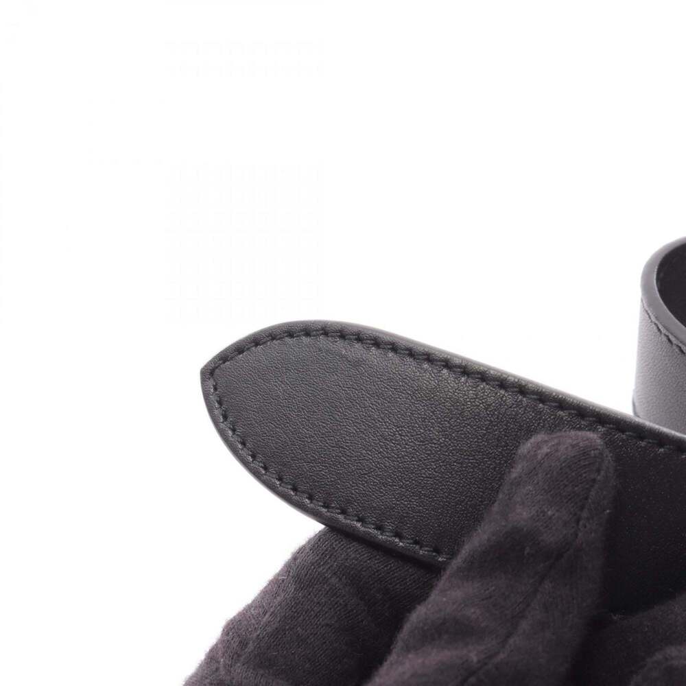 GUCCI Authentic Black Leather GG Marmont Fanny Pack - Picture 6 of 7